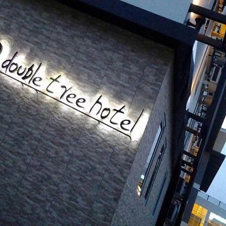 The Zara Double Tree Hotel Ubon Ratchathani Dış mekan fotoğraf